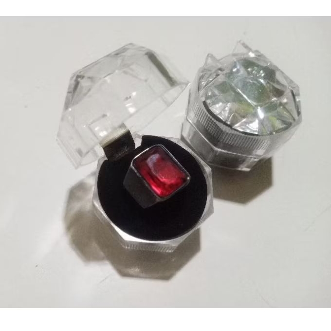 TEMPAT CINCIN/TEMPAT PENYIMPANAN CINCIN AKRILIK