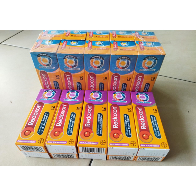 REDOXON TRIPLE ACTION Tablet Effervescent Tube isi 10 (Rasa Blackcurrant)