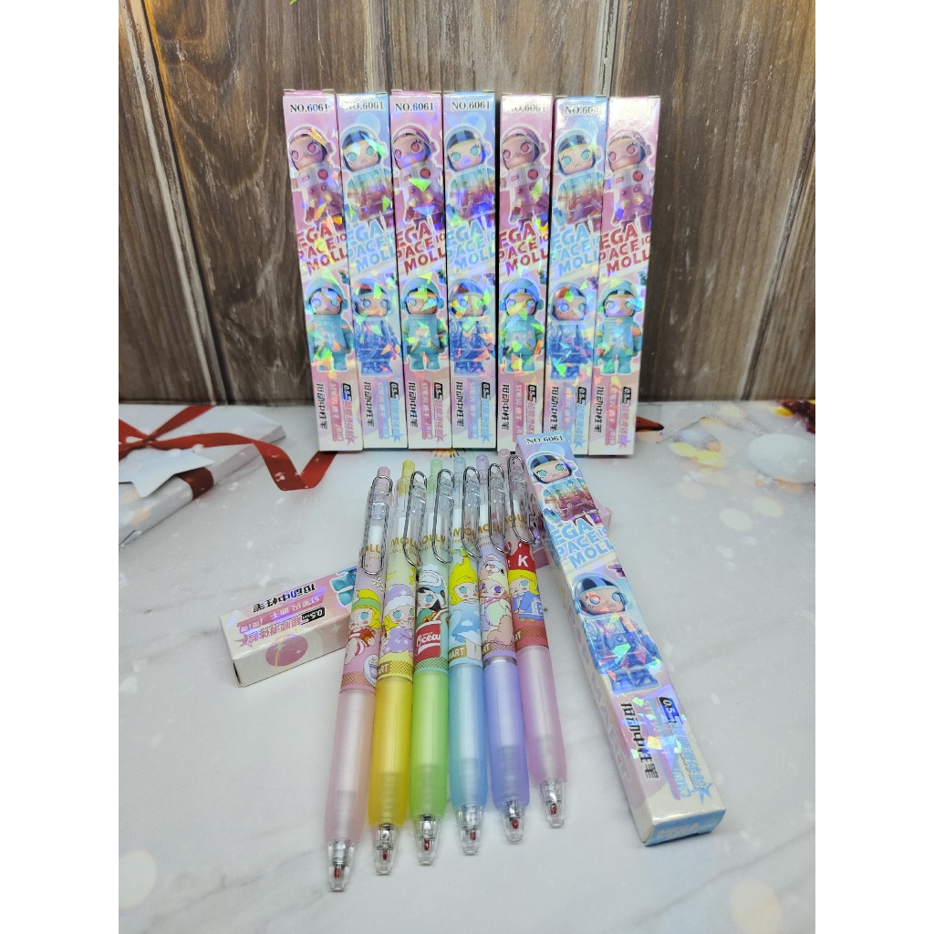 

Ballpoint/Bolpoin/Pen/Pulpen Ujung Lancip Mega Space Molly Blind Box OPEN