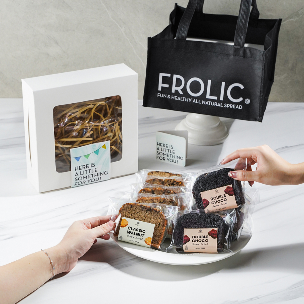 

FROLIC Banana Bread Gift Set (10 slices, 1 gift card, 1 gift box)