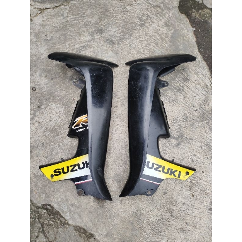 tebeng sayap kanan kiri Suzuki smash 110 lama original