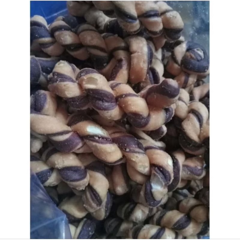 

KUE TAMBANG UNTIR UNTIR MANIS 1 KG