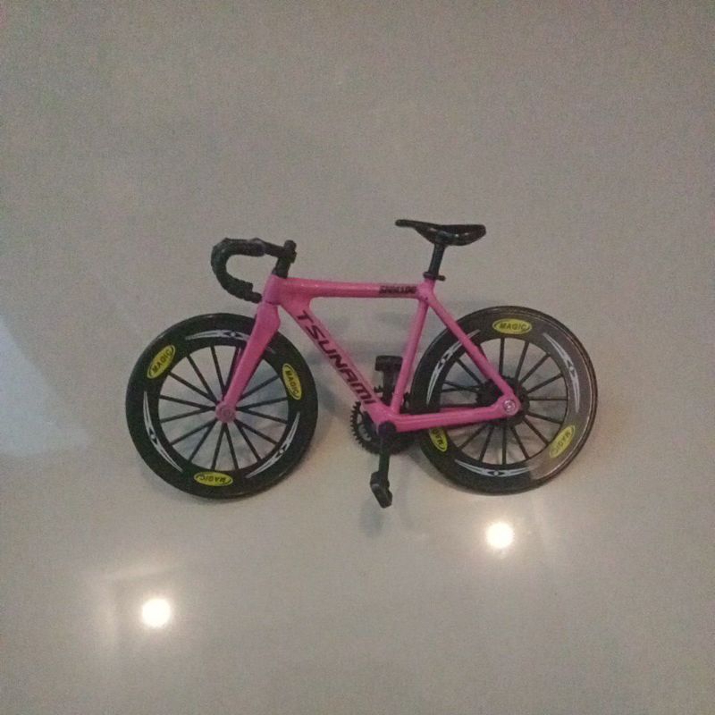 miniatur fixie tsunami