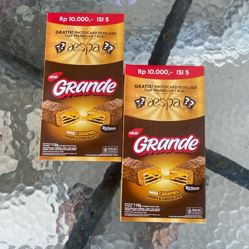 

Nabati Grande Richoco With Caramel Crispy & chocolate Kemasan 1 Pack Isi 5 Pcs