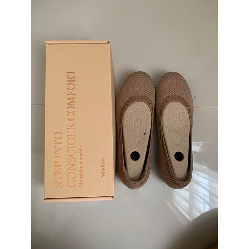 Preloved Vivaia Claire flat shoes - Espresso Chevron size 37