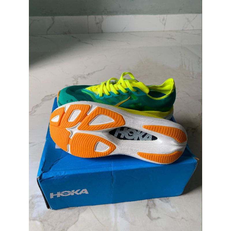 hoka rocket x 2