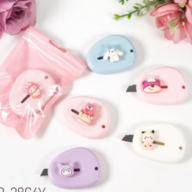 

Cutter kecil motif Sanrio Lucu Pisau cutter organizer atk anak sekolah