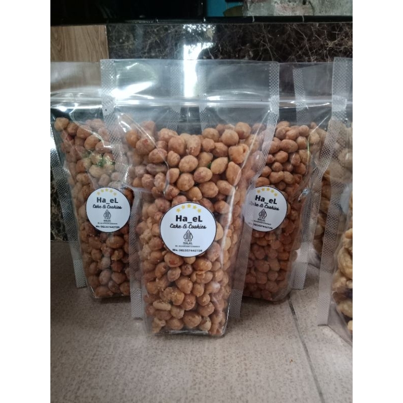 

Kacang Telor kemasan pouch 250gr