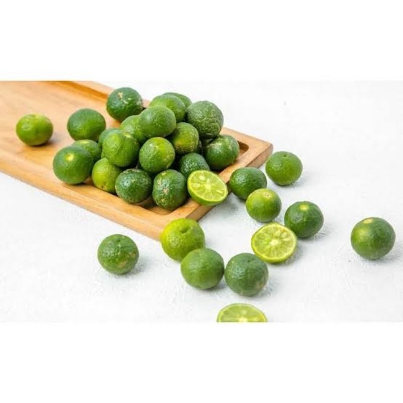 

Jeruk Limau 500 grm / Limau / bumbu dapur / buah limau fress