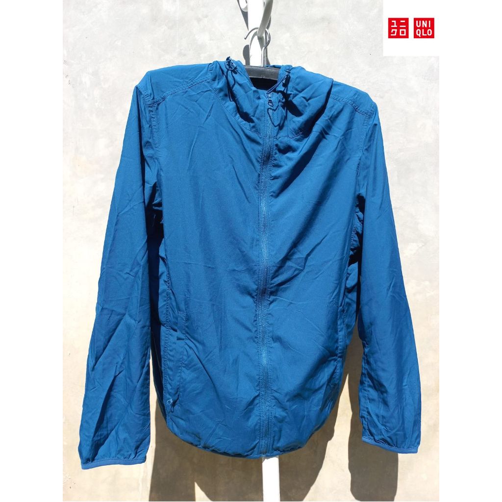 Jaket Uniqlo | Jaket Parasut Uniqlo | Jaket Parasut | Jaket Running | Jaket Olahraga| Jaket Unisex |