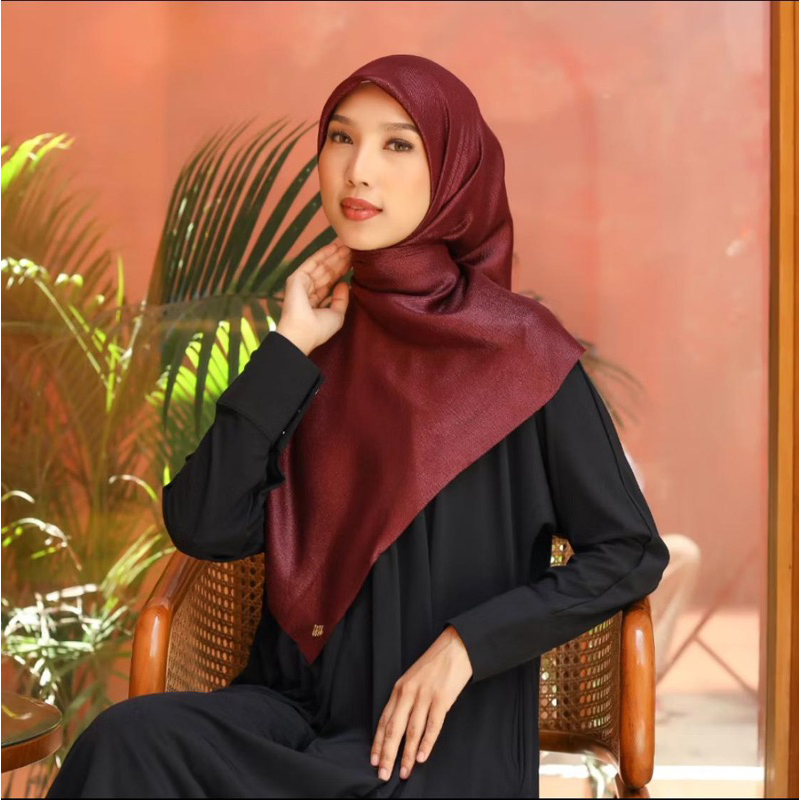 HIJAB SEGI EMPAT UMAMA ZEFRA || SEGI EMPAT HIJAB UMAMA GLOWING LASER CUT