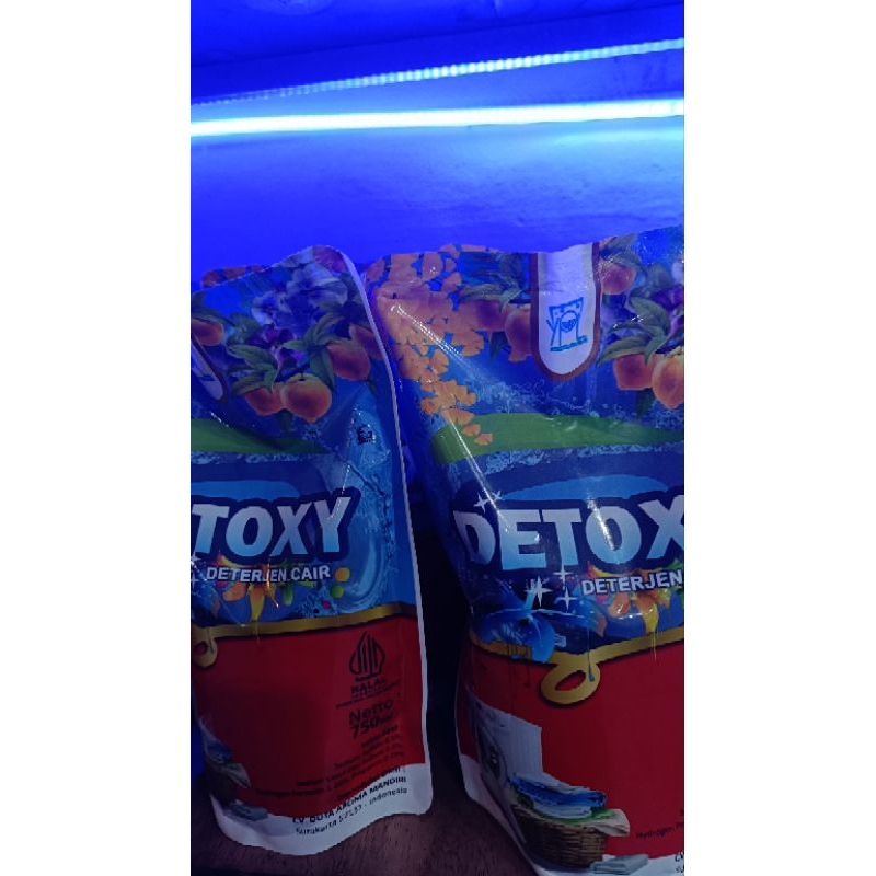 Deterjen Cair Detoxy, Deterjen Laundry Detoxy 750ml