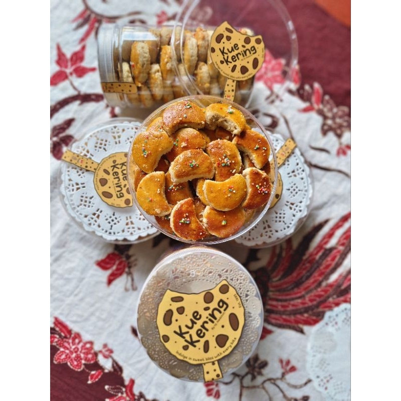 

Kue kering bulat