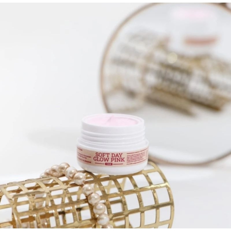 Day Cream Soft Glow Pink  - Day Glow Pink