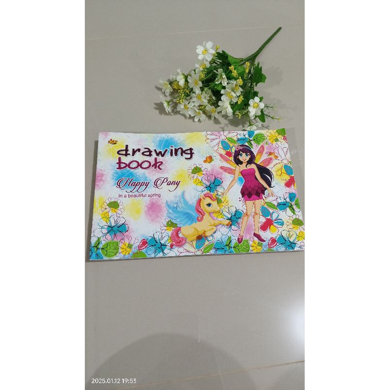 

Buku gambar 20x30 kiky mix motif/DRAWING BOOK A4 per pcs