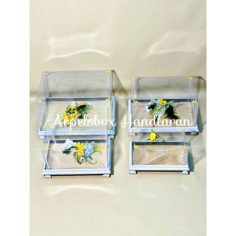 

kotak box seserahan 1set isi 4(XL,L,M,S+TUTUPMIKA) bahan frame fiber
