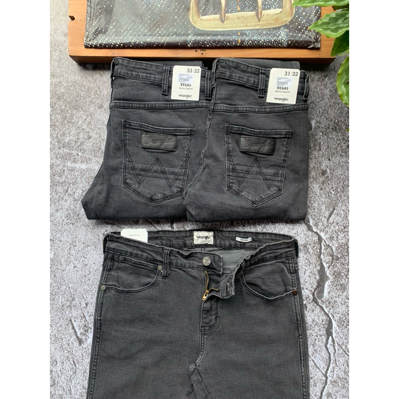 Celana Original Wrangler Vegas Skinny Taper Fit Dark Grey • Size 31,32,33