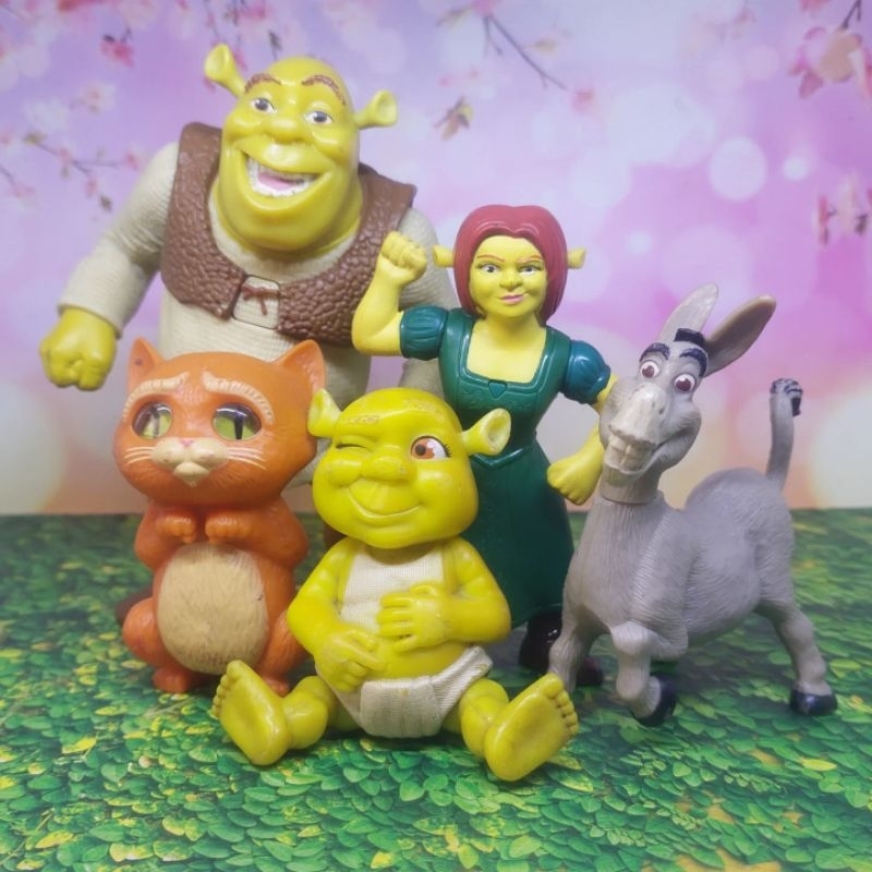 Set 5pcs Figure Keluarga Shrek, Princess Fiona, Puss in boots, Bayi Ogre, donkey Happy Meal Mcd