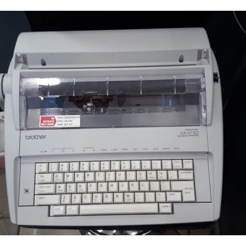 BROTHER GX-6750 MESIN TIK LISTRIK