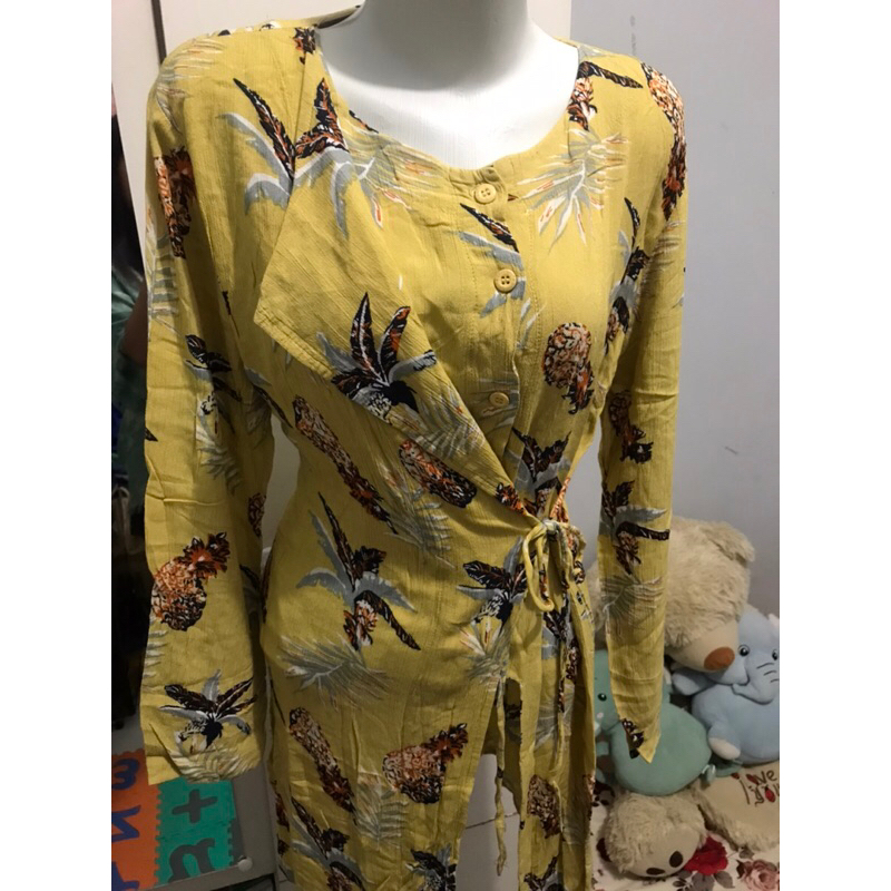 Baju Wanita Motif Bunga Lengan Panjang