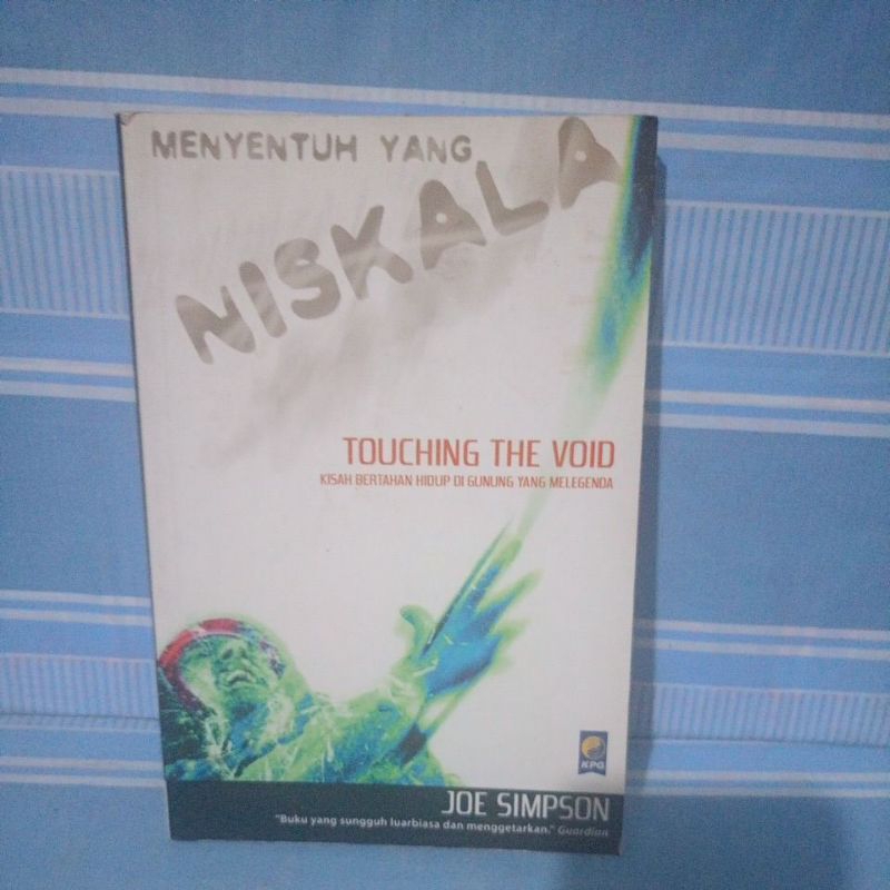 Menyentuh Yang Niskala by Joe Simpson