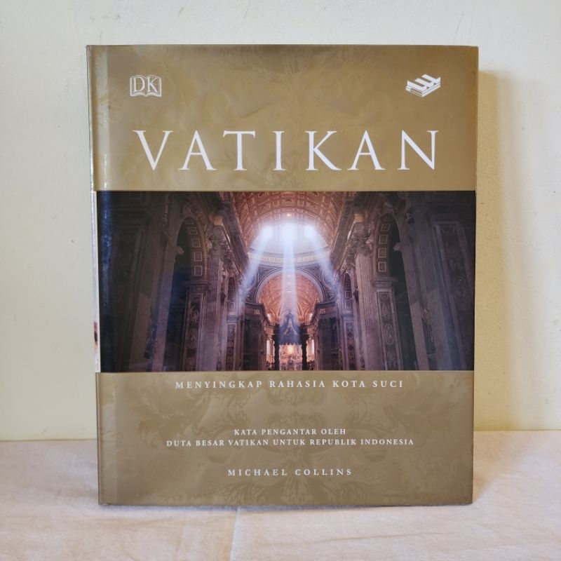 VATIKAN - Menyingkap Rahasia Kota Suci (by Michael Collins)