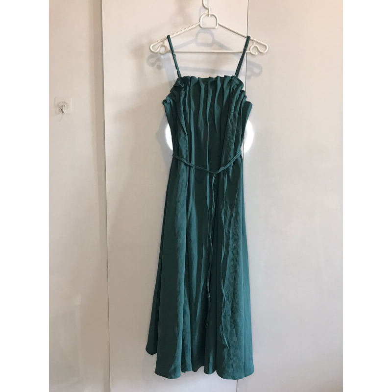 Dress emerald