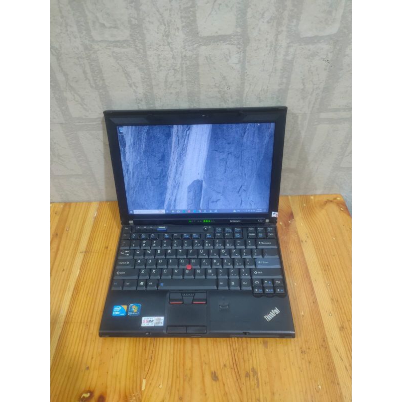 Lenovo Thinkpad X201, Core i5, Hd graphics 4000, Ram 4/320 Gb, Black