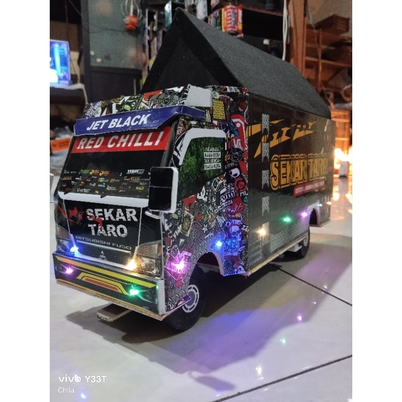 miniatur truk oleng jumbo murah lampu led terpal