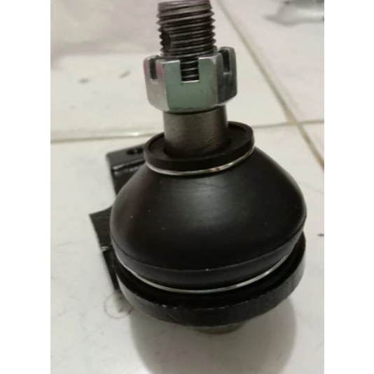 ball joint bawah kijang 3k 4k bal join kijang 3k 4k lower arm ball joint kijang 3k 4k
