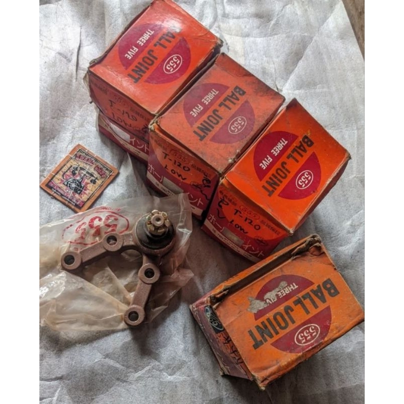 Ball joint Bawah Mitsubishi Colt T120 555 Japan