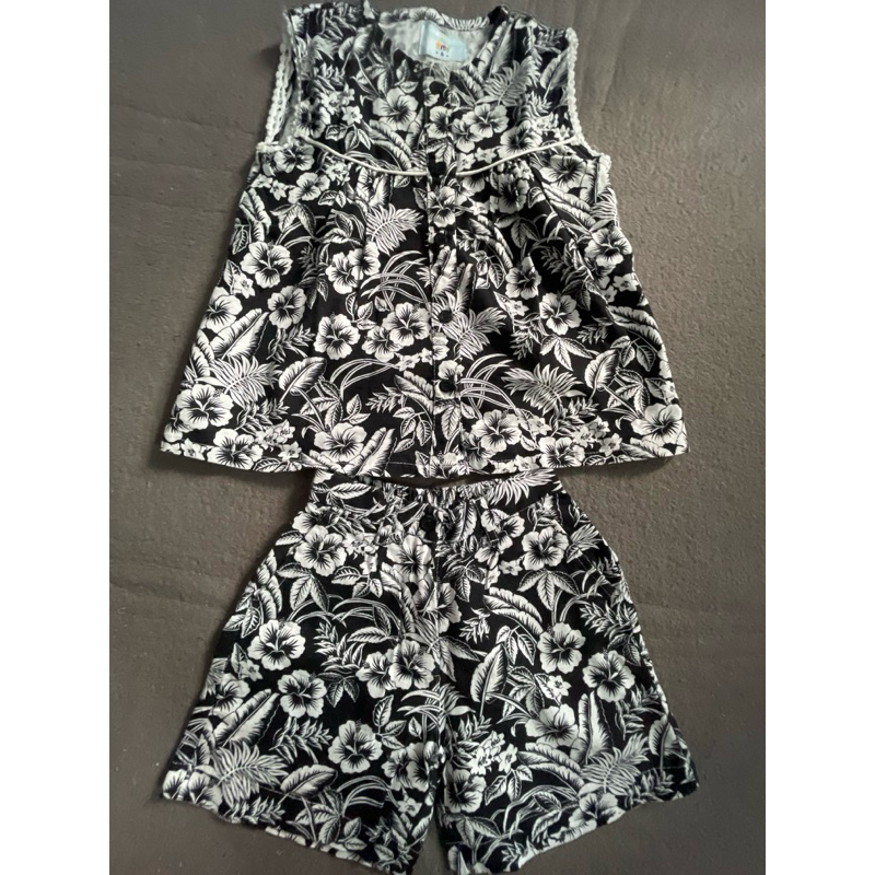 One Set Contempo Kids 4-5T