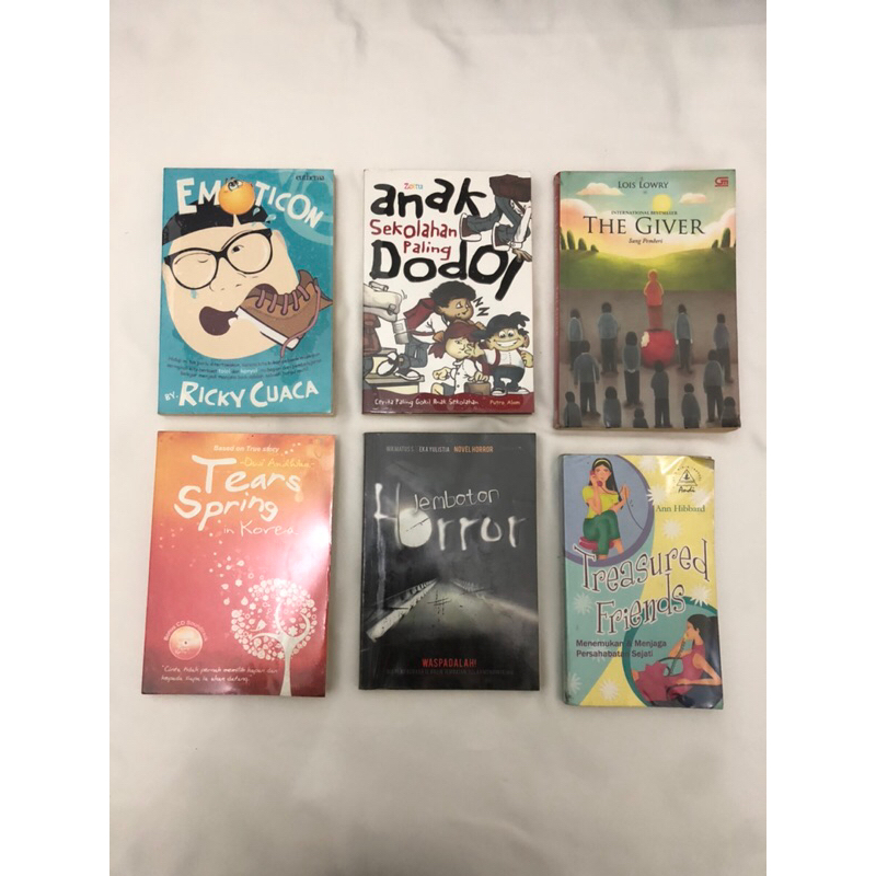 Preloved Novel Best Seller - Petualang Horor Romance