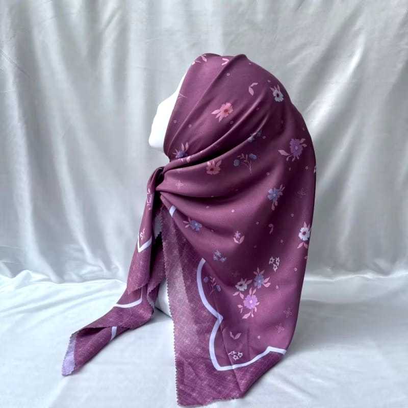 HIJAB VOAL SEGI EMPAT / HIJAB VOAL SEGI EMPAT /HIJAB SEGI EMPAT MOTIF VOAL / VOAL PREMIUM / HIJAB LE