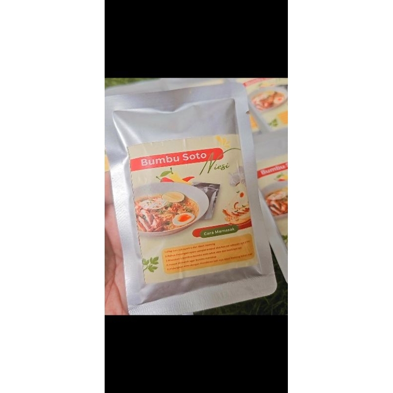 

Bumbu soto Uni Esi