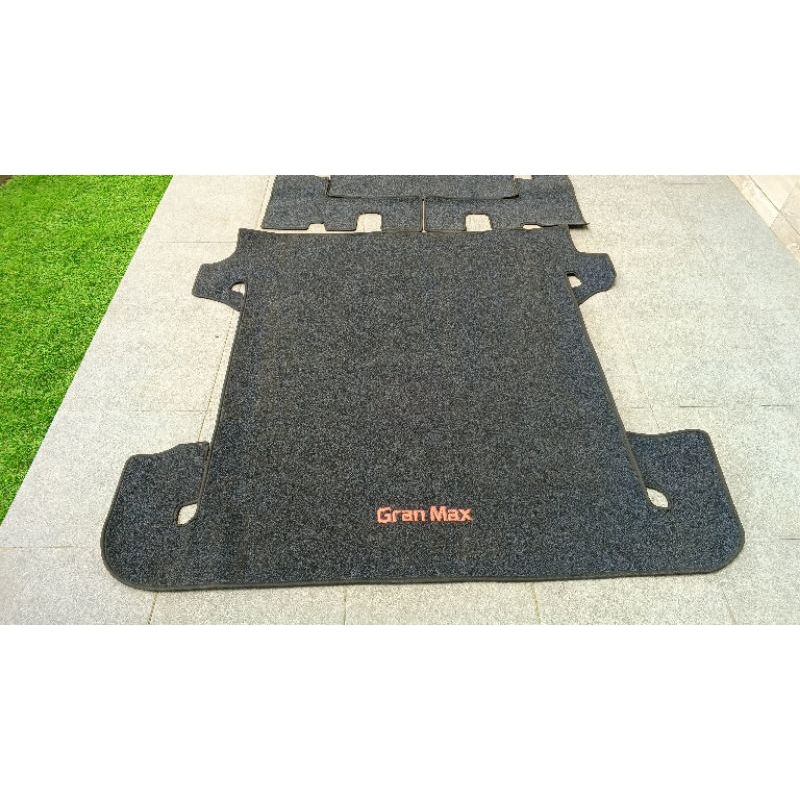 karpet original Grand max
