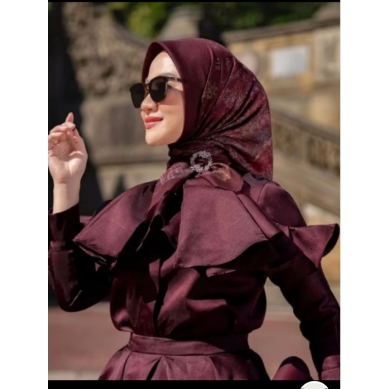 New wisdom tolerance buttonscarves