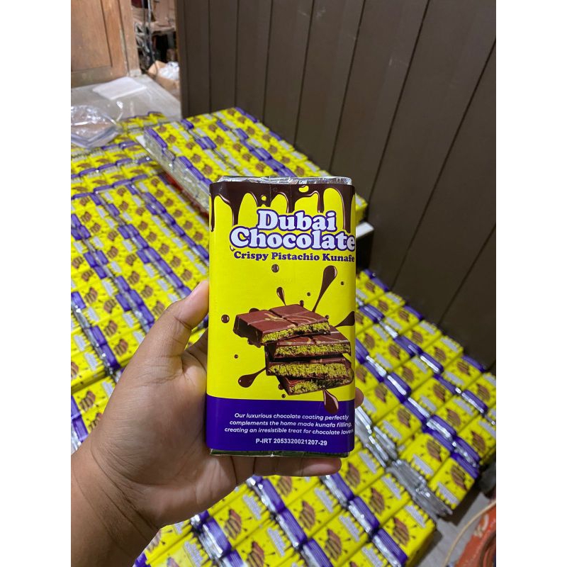 

Cokelat Dubai pistachio