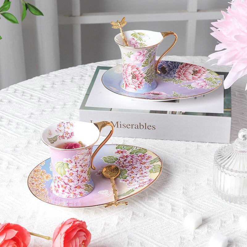 Cangkir Keramik Butterfly Flower Cangkir Teh & Kopi Rumah Pilihan Perlengkapan Minum Keramik Estetik