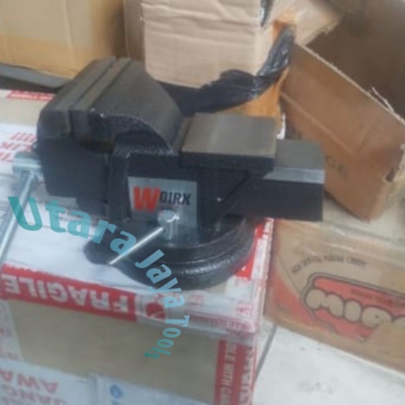 Catok Ragum besi 5 inch Woirx Bench Vice