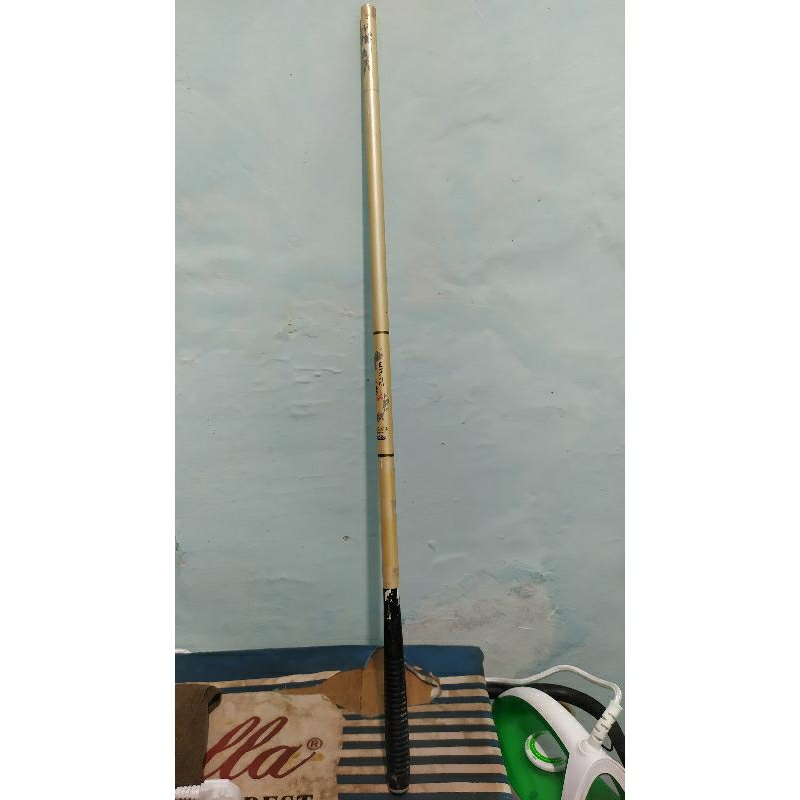 Bongkot tegek white koi panjang 450