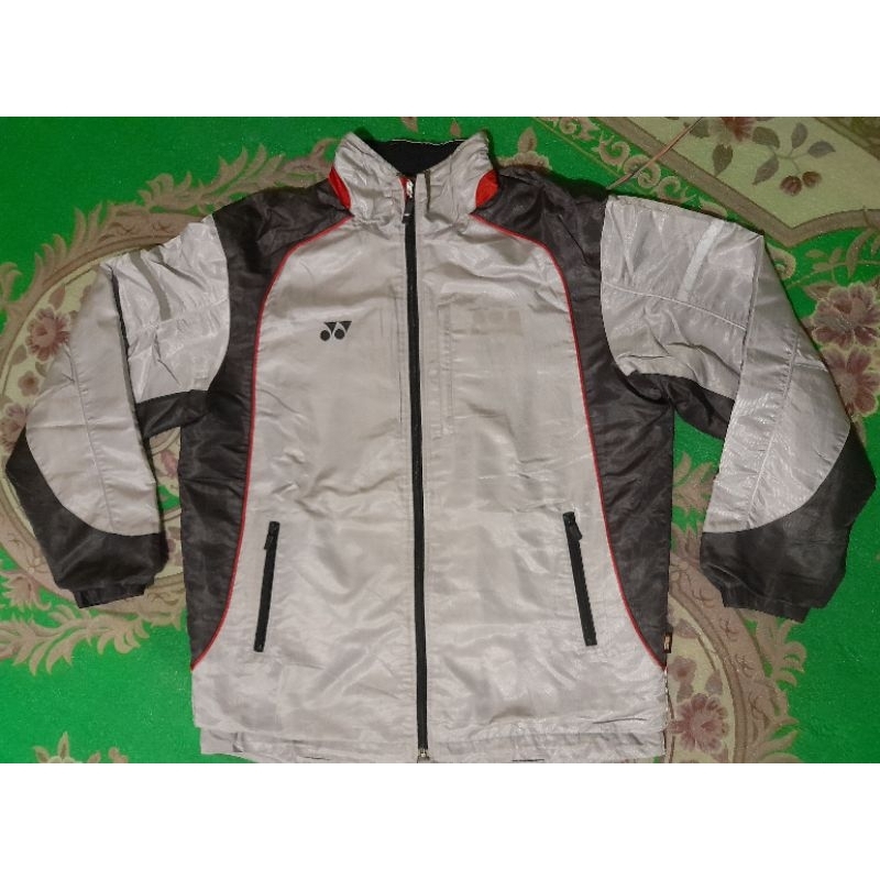 Jaket badminton Yonex
