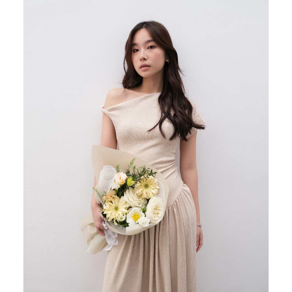 vg Damia Maxi Knit Dress