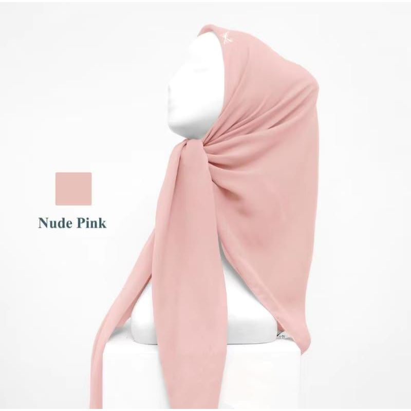 Segi Empat Bella Square Neci Segi Empat Bella Square Polycotton Premium