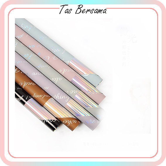

Kertas Buket Bunga Hologram BI Color Flower Wrapping Paper Cellophane Paper Hologram 2 warna KB6064
