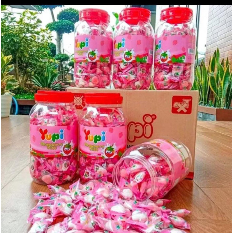 

YUPI TOPLES