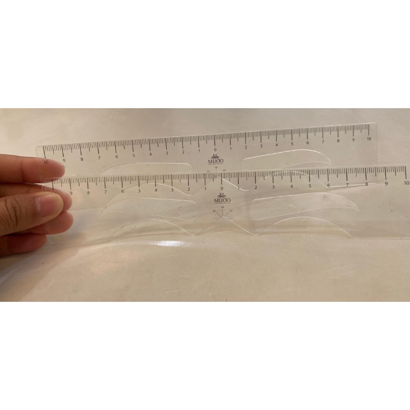 

Mijoo Ruler penggaris alis by Mijoo 2PCS