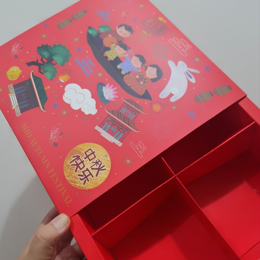 

5 Pcs Dus Packaging Cookies Hampers Motif Family Parcel Sekat 4 Box Ukuran 24 x 24 x 6cm