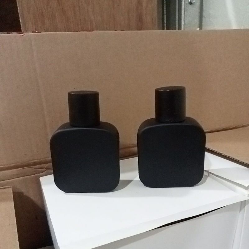 BOTOL SPRAY 50 ML LACOSTE BLACK HARGA PER PCS.