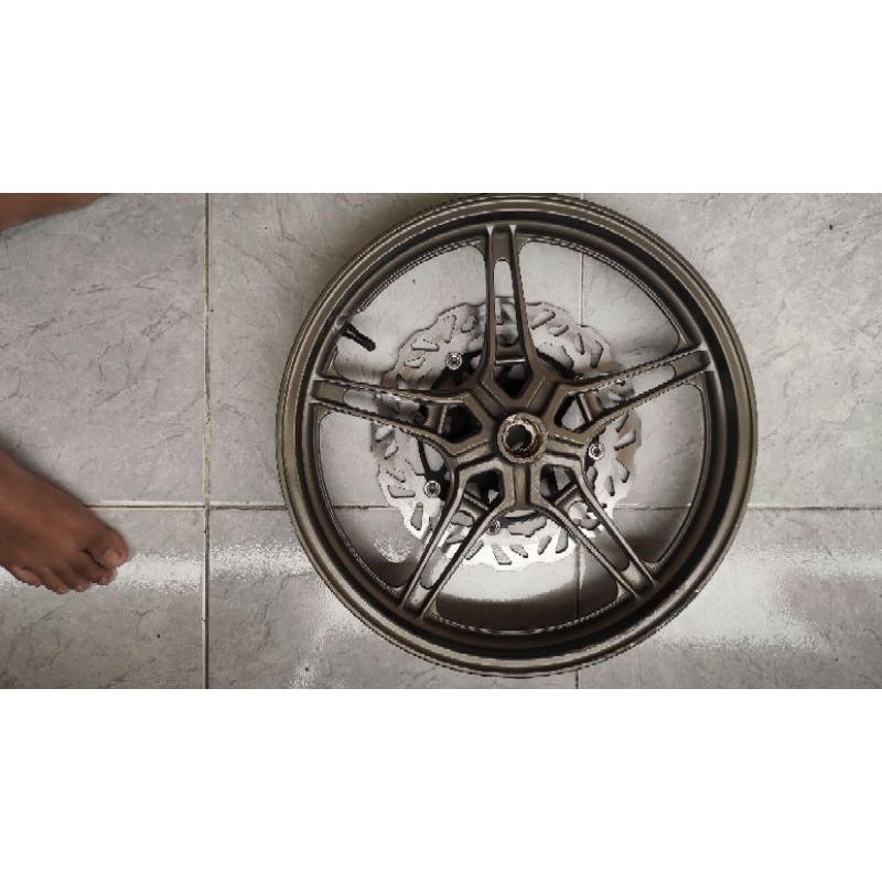 velg depan vixion new nva